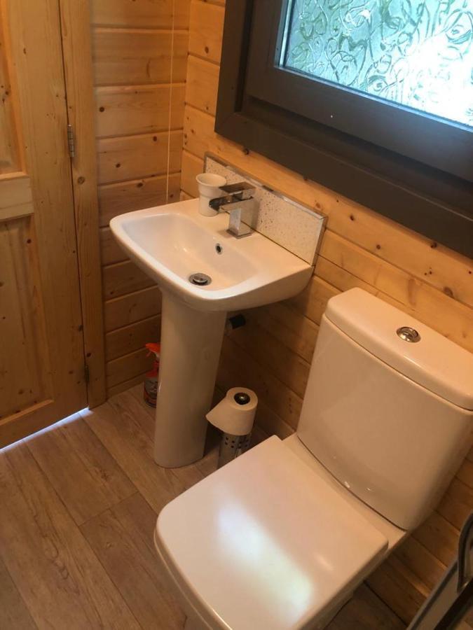 Nancy'S Cabin Mosborough Bagian luar foto